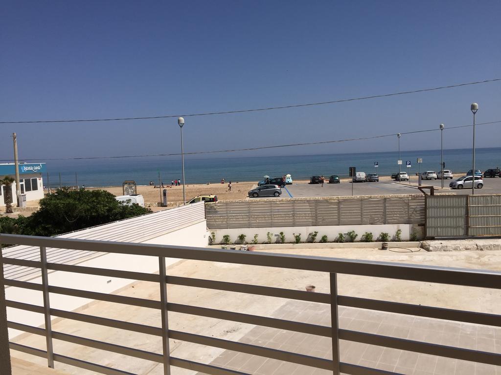 Casa Vacanze Playa 54 Кастелламмаре-дель-Гольфо Екстер'єр фото